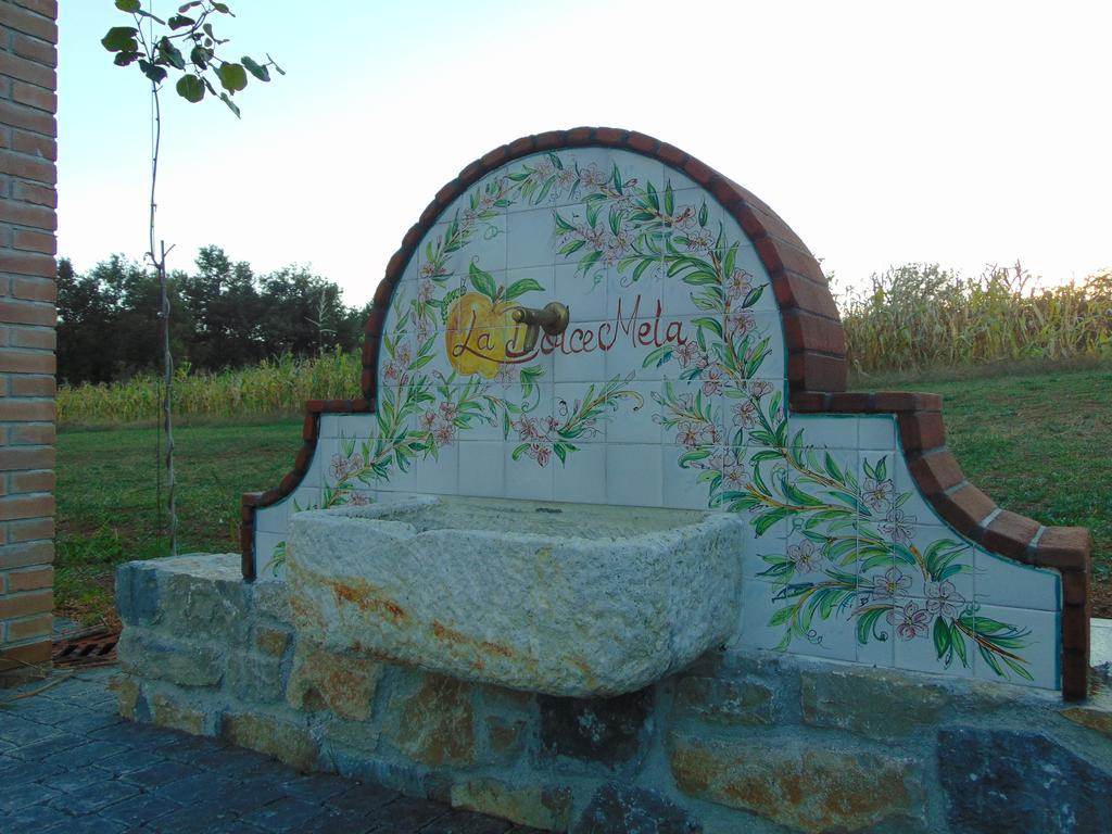 La Dolce Mela Villa Buonabitacolo Exteriör bild